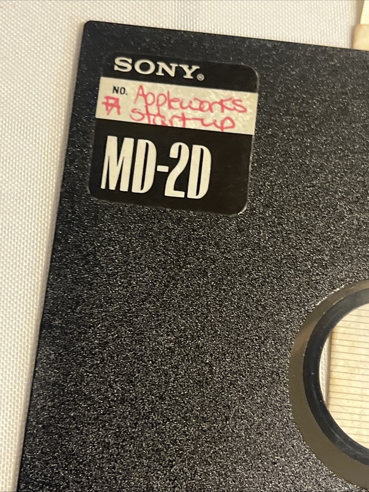 Sony MD-2D Floppy Discs Set Of 2 UNTESTED