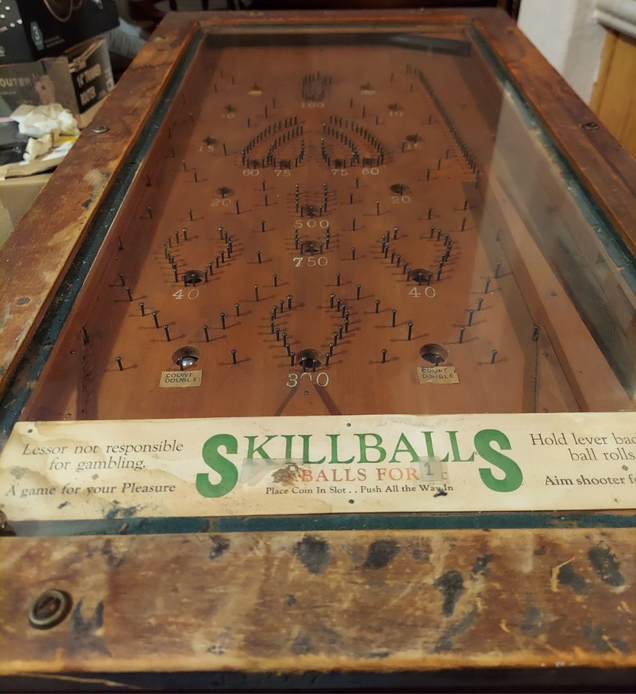 1930's antique 1 cent arcade flipperless pinball table