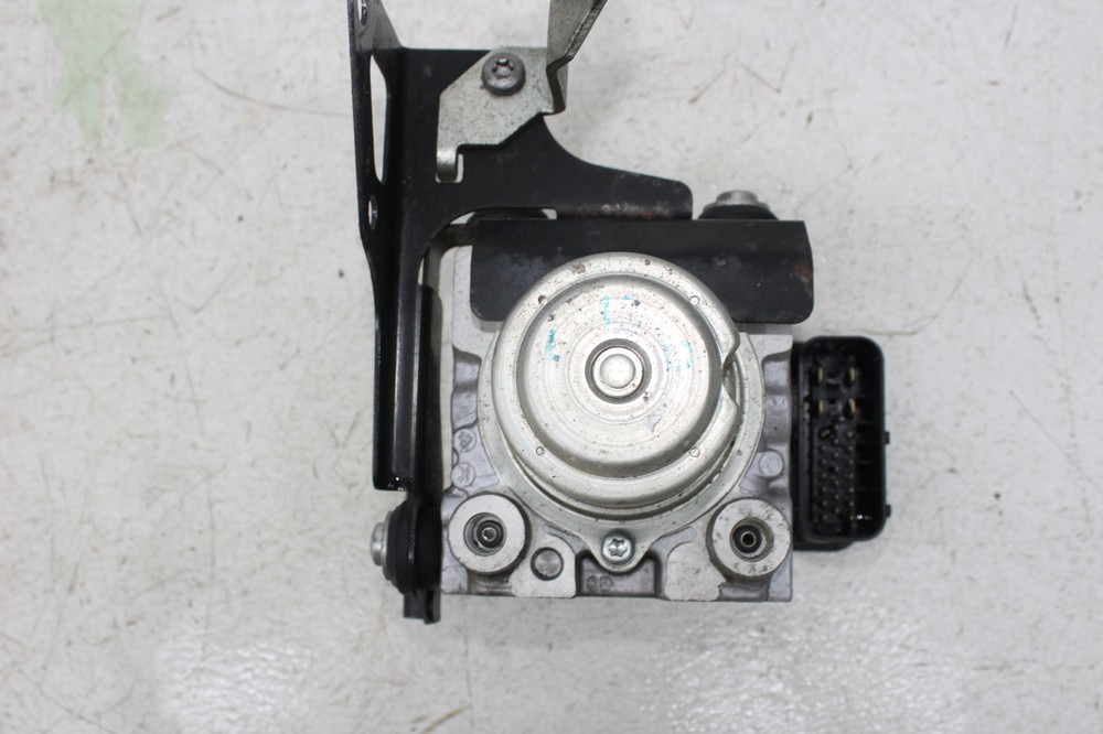 05-12 TRIUMPH SPRINT 1050 GT 1050GT ABS PUMP UNIT MODULE