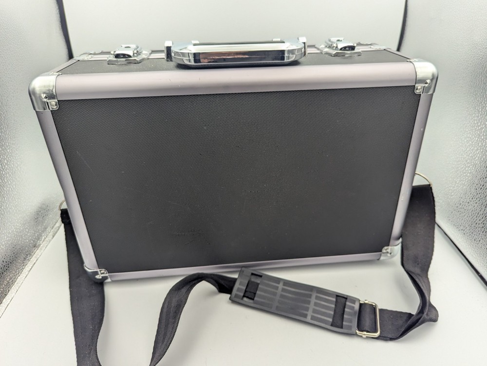 LISTEN TECHNOLOGIES LT-84-03 With Case
