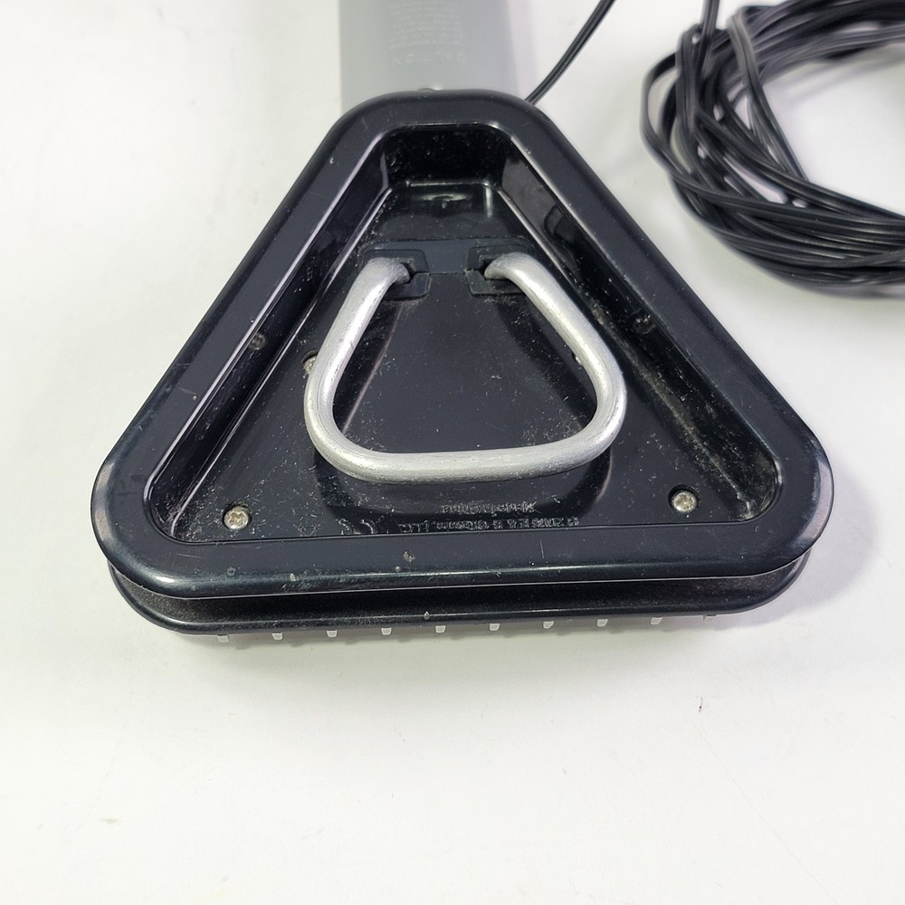 Heated Ice Scraper Has A Light And A 14.5 Foot Cord. Never Used