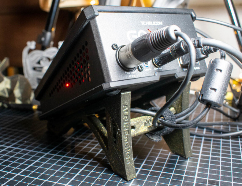 Custom 3D Printed V2 Stand for GO XLR Mini (GoXLR streaming interface)