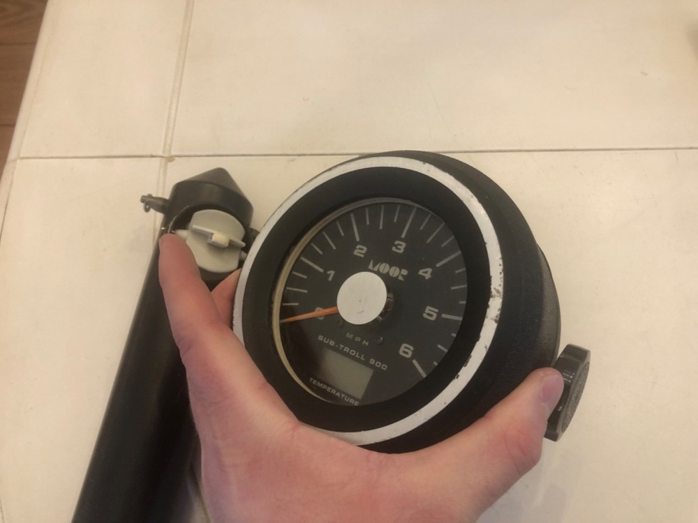 Moor Electronics Inc. Sub-Troll 900 + Probe
