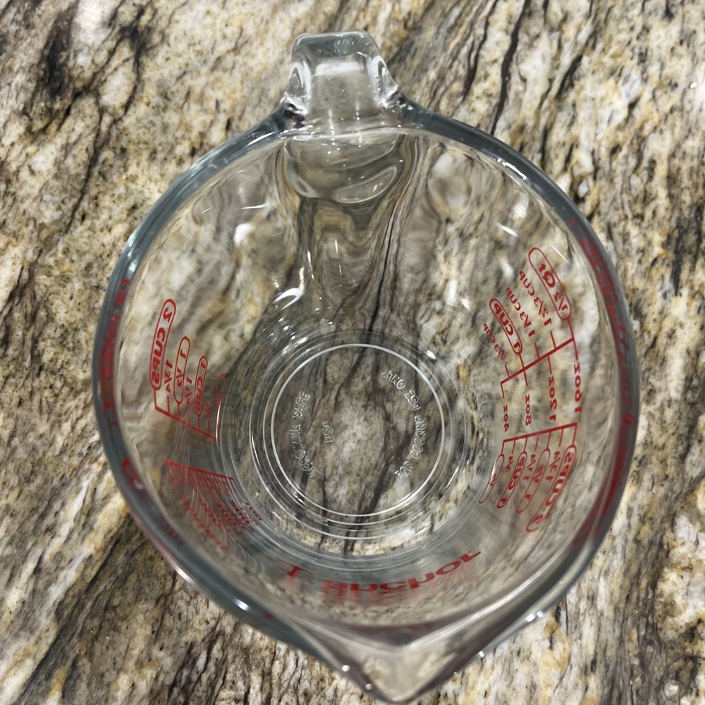 Anchor Hocking 2 Cup Measuring Cup Red Numbers & Letters Hook Handle 🇺🇸