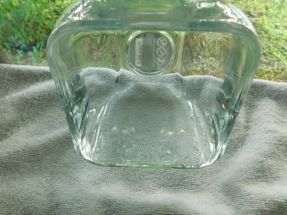 HARRY & DAVID CANDLE HOLDER