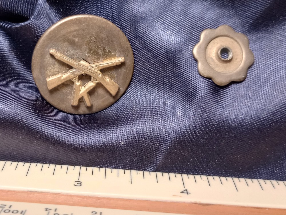 WW2 Enlisted Infantry Collar Brass Company K with 1914-1924 style rifles