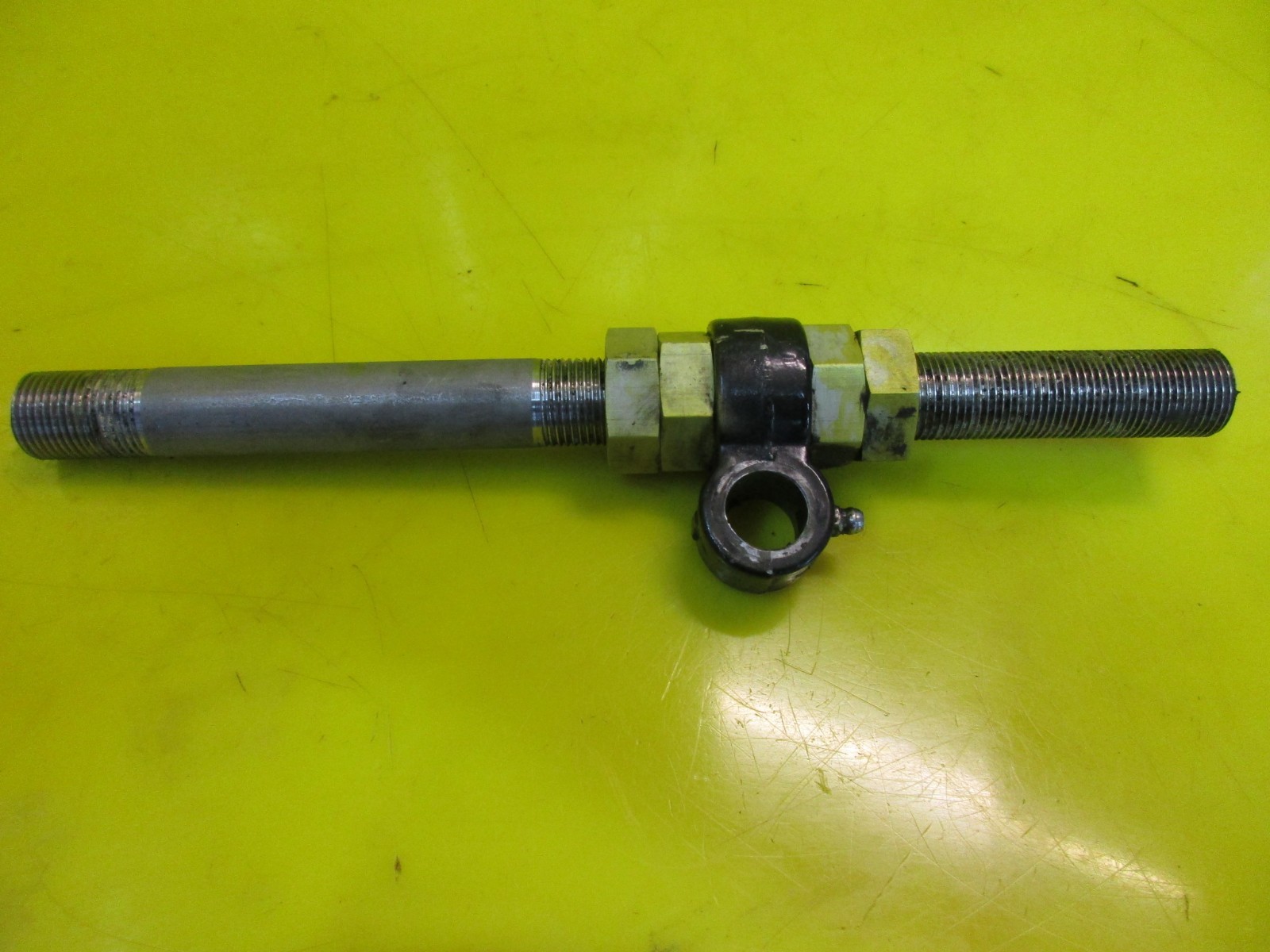 FORCE L DRIVE 90/120 STEERING TUBE, CABLE GUIDE, & NUTS   BAYLINER CAPRI ARRIVA