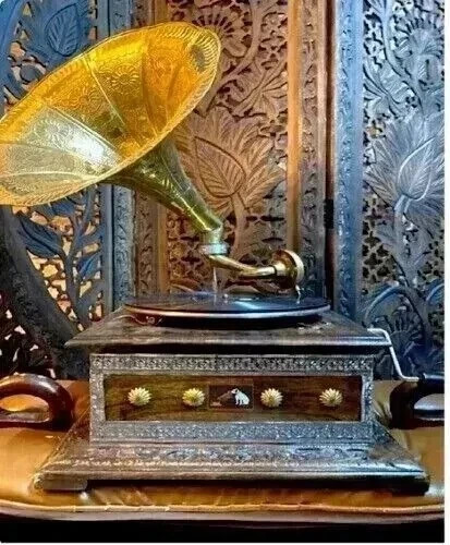 Antique Gramophone, Fully Functional Working Phonograph, win-up record player