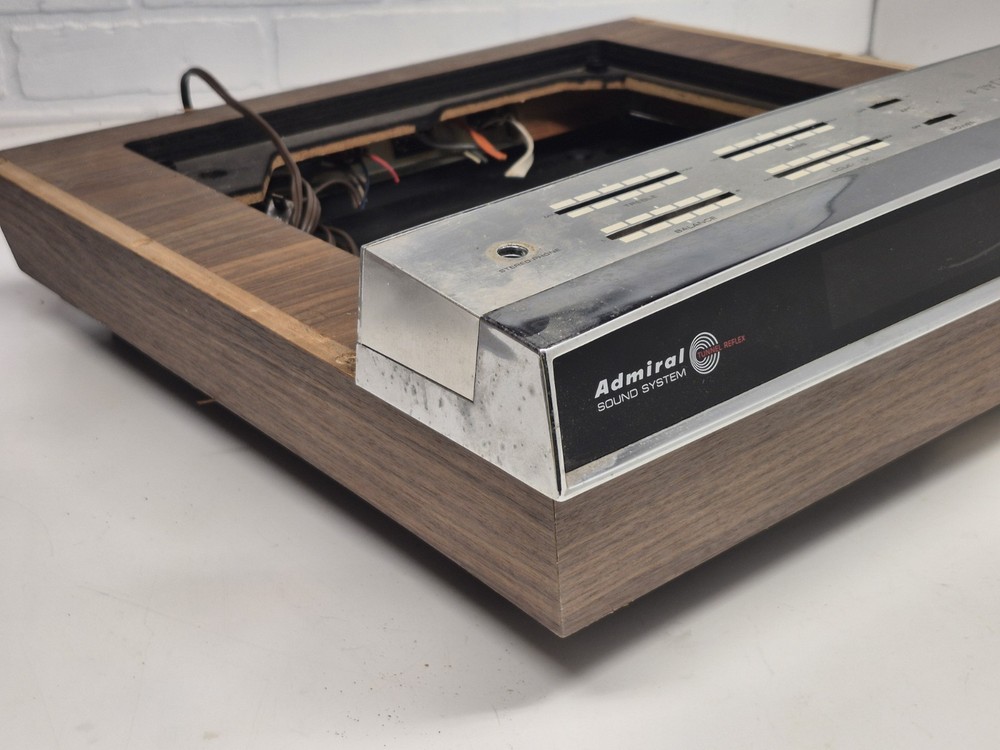 Vintage Admiral Solid State Am/Fm turntable Shell Plinth