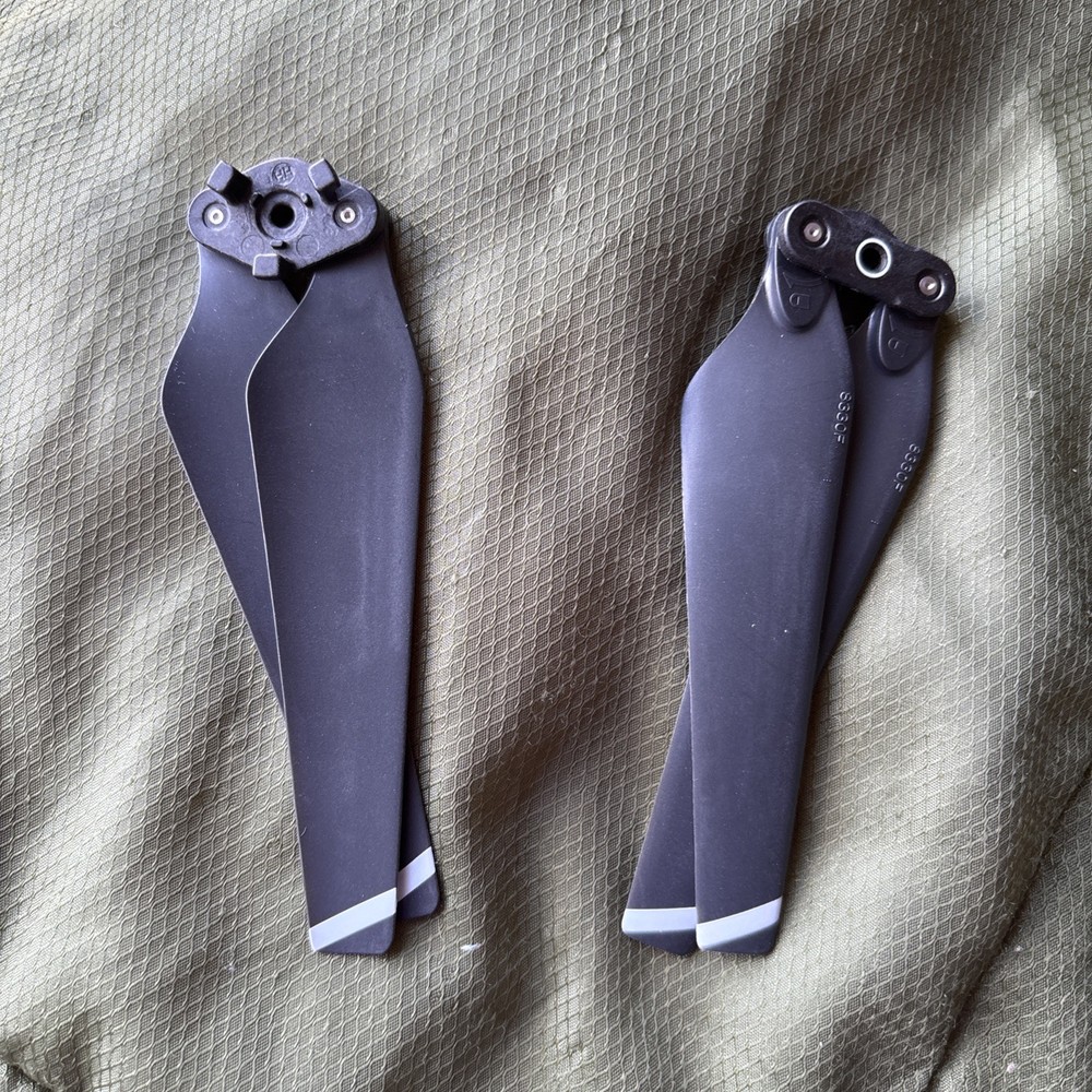 DJI Mavic 8330 Quick-release Folding Propellers For Mavic Drone Single Pair NWT