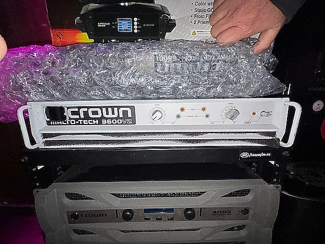 Crown MacroTech 3600 Powered Amplifier