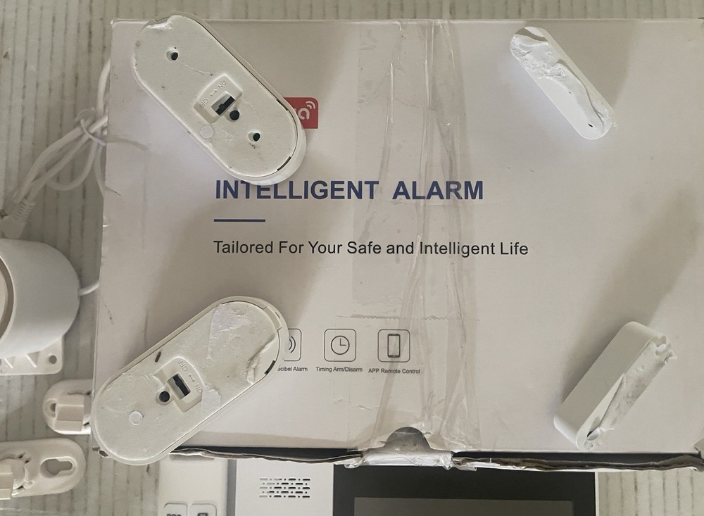 Wireless Smart Home Security Alarm System with RFID