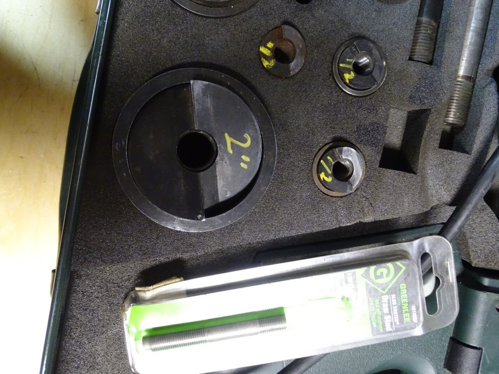Greenlee Gator Knockout Punch Driver Kit , CLS60GL