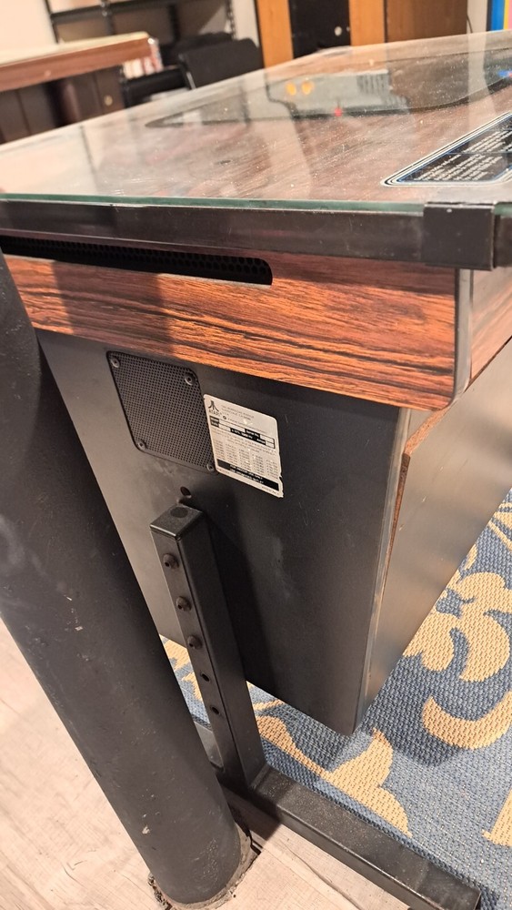 ASTEROIDS ARCADE COCKTAIL MACHINE by ATARI 1979