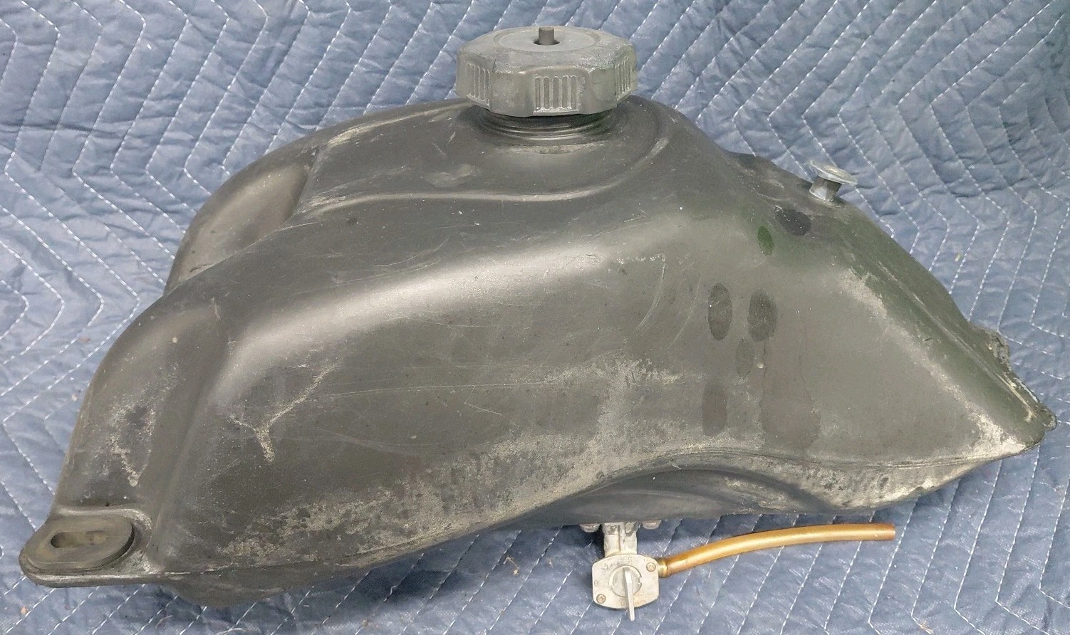 01-05 Yamaha Raptor 660R OEM Fuel Gas Tank Petcock Cap Reservoir