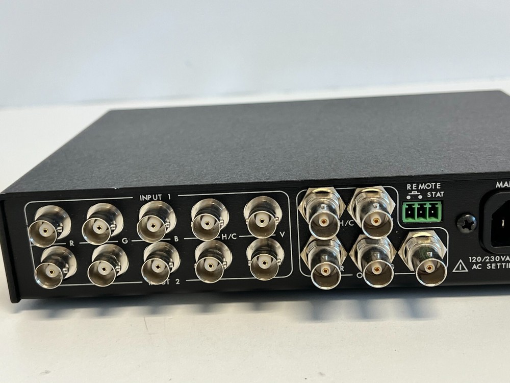 Shelf1: INLINE 3552R HIGH RESOLUTION RGBHV SWITCHER