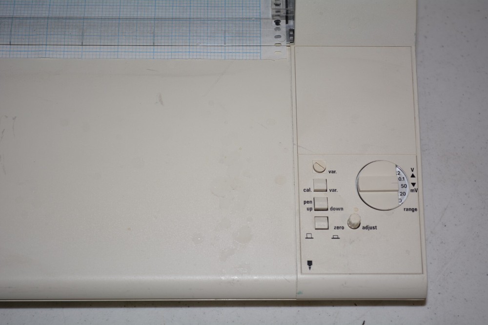 ^ Kipp & Zonen Flatbed Recorder BD 11E #D863