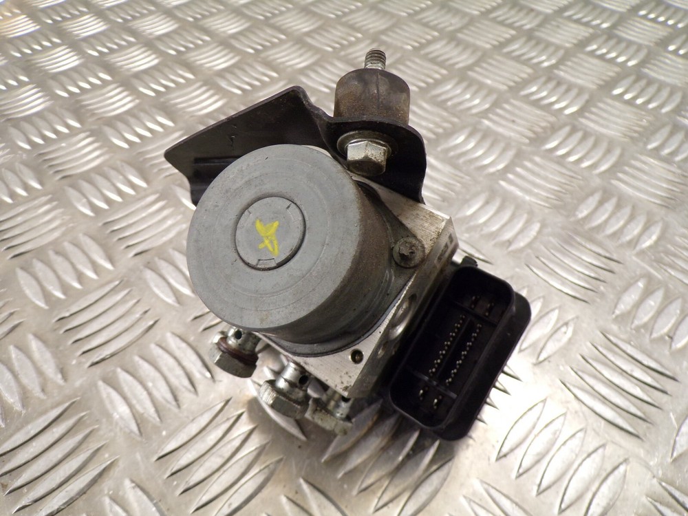 KTM RC 125 2016 ABS pump 2014 > 2016 WB