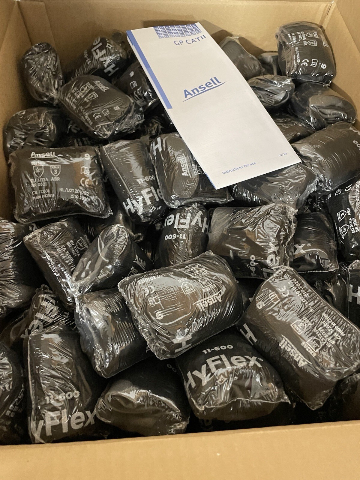 (144) Pair Ansell HyFlex 11-600 Size 9 (Large) Gloves