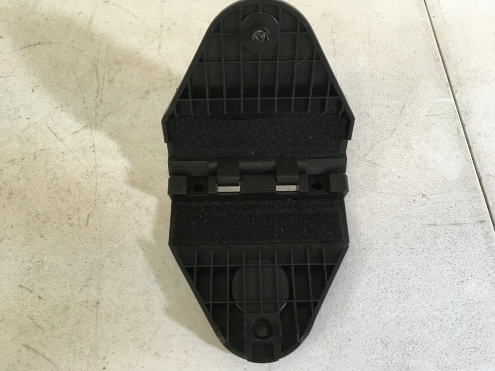 2000 S4 Hazard Warning Triangle Mount Bracket Holder 4D0860285B