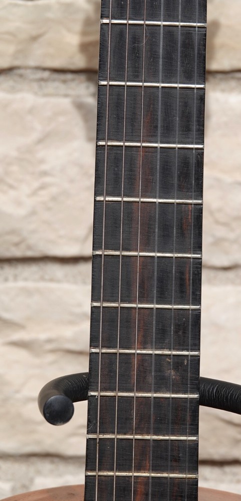 HERMANOS LEAL CLASSICAL GUITAR