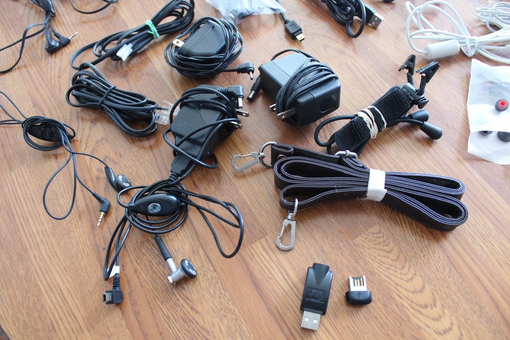 Lot Assorted Brand Cables Camera Cords USB Micro-USB AV Charging Adapters Mouse