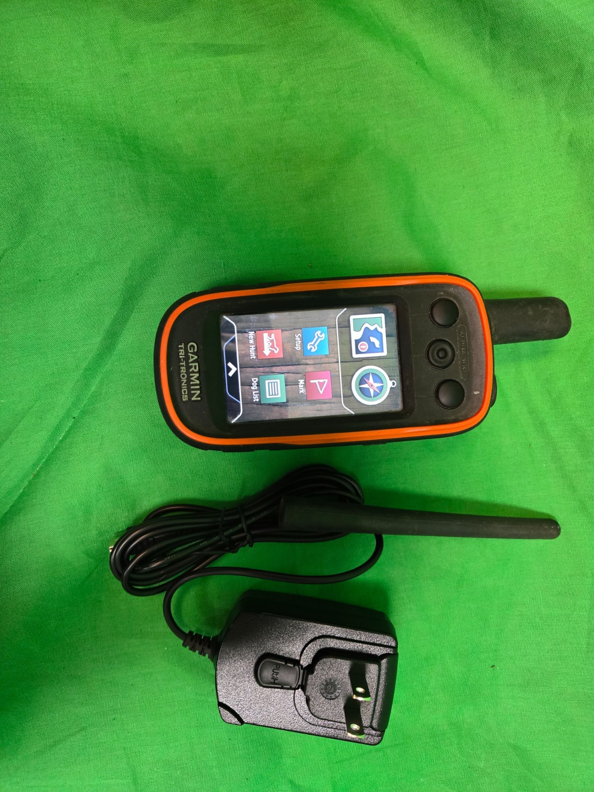 GARMIN ALPHA 100 hANDHELD GPS TRI TRONICS Great Condition