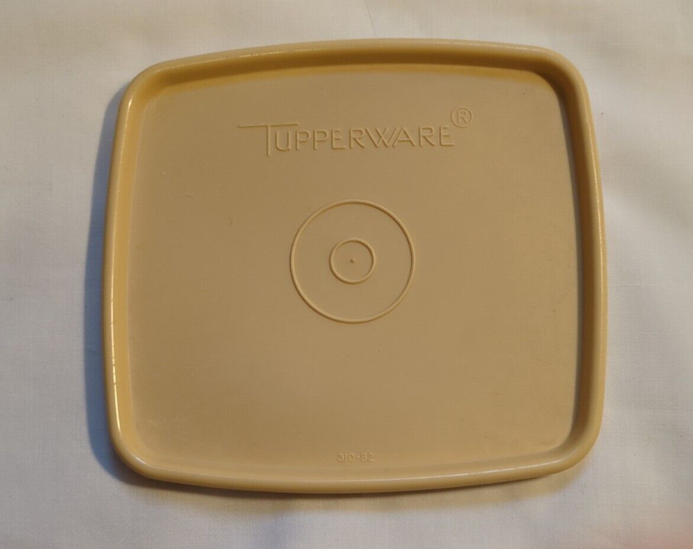 Tupperware Square Round Keeper 30 oz. Container with brown lid