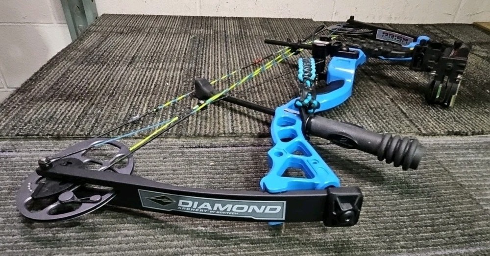 Diamond Archery by Bowtech Prism RH (Blue) Compound Bow + Bow Case & Accessories