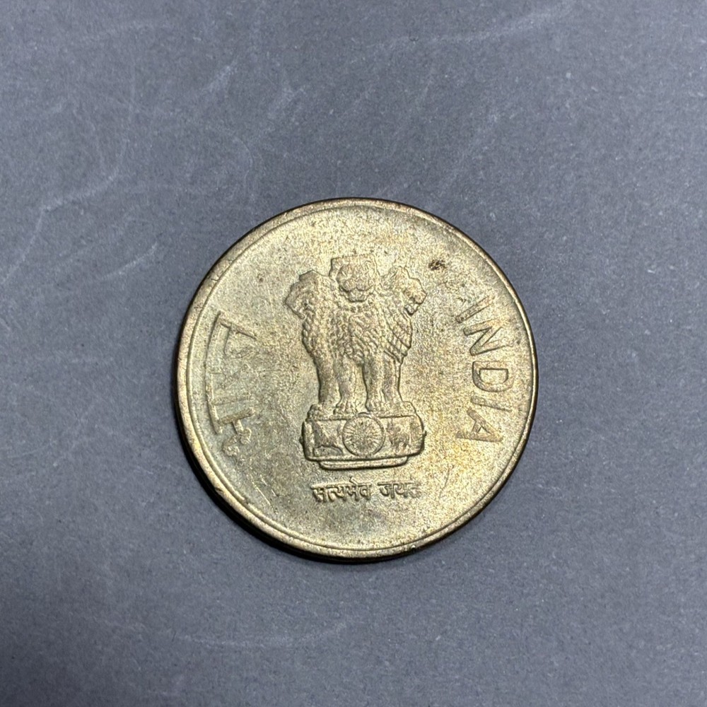 2015 INDIA 5 RUPEES