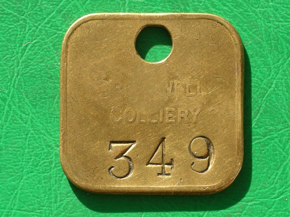 Creswell colliery Derbys two sided brass pit check miners coal mining token lamp