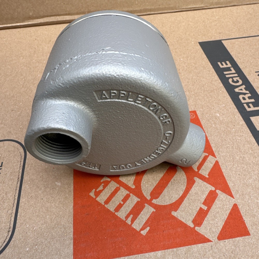 Appleton GRLB75 Conduit Outlet Box 3/4” Explosion Proof Iron Emerson Let Boxes