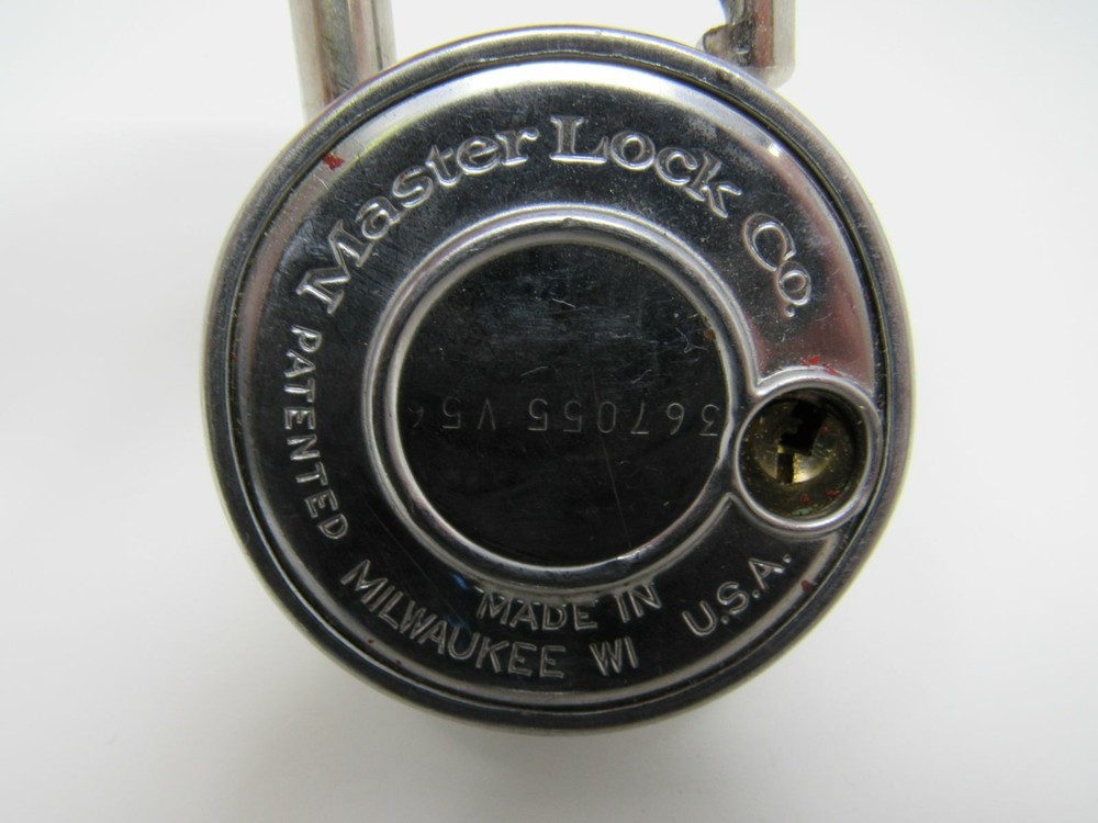 Master Lock Co Combination Pad Lock Back Key Hole 367055 V5