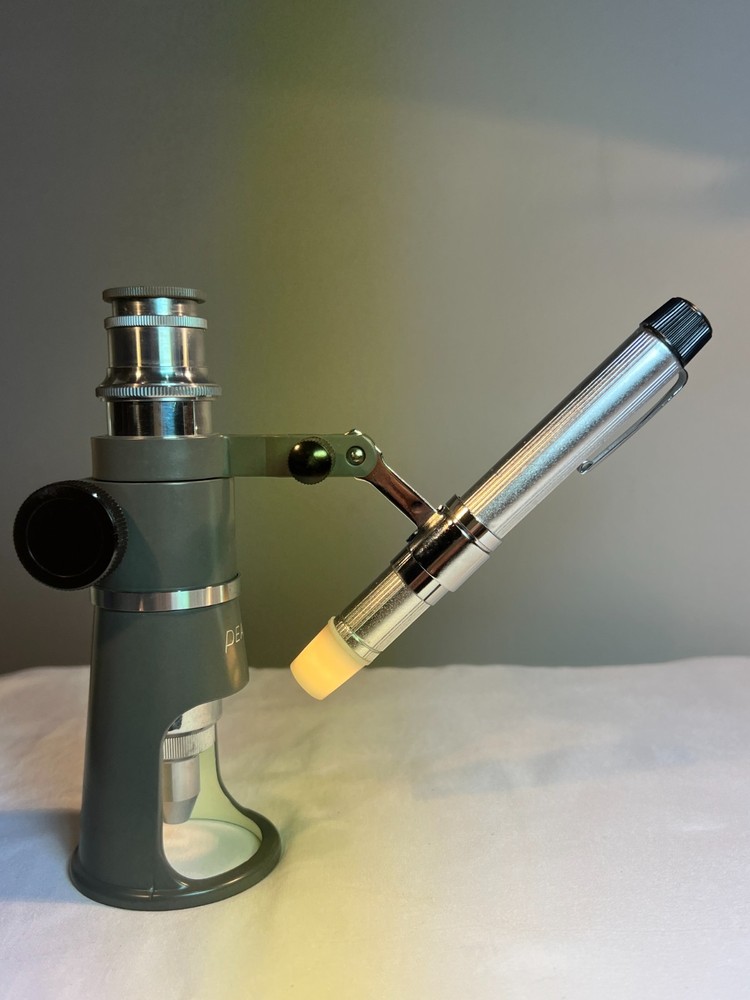 Peak 60x Alignment / Inspection Microscope Japan w/ Penlight – Excellent Optics