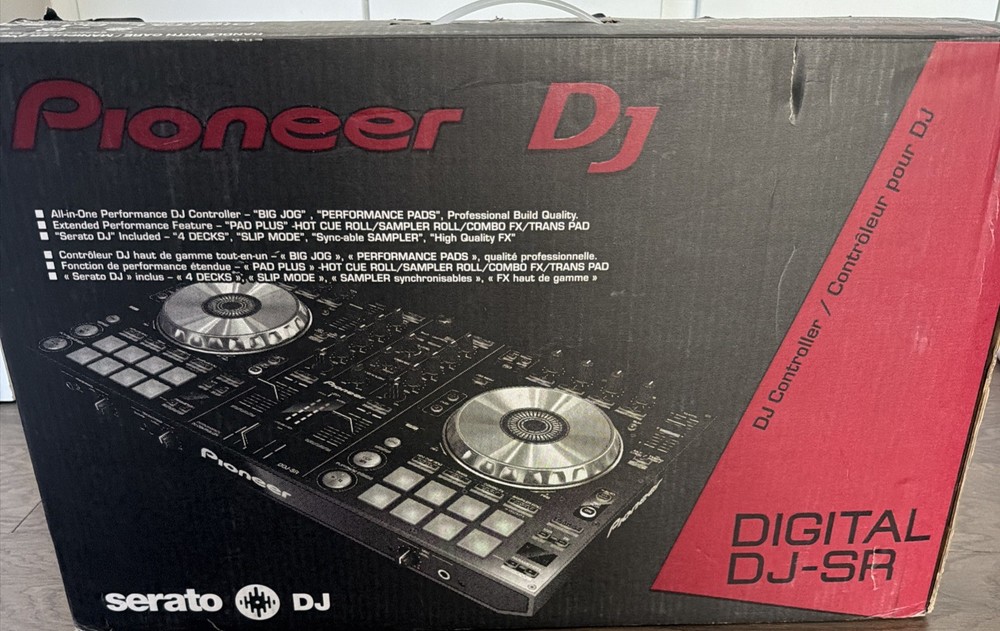 Pioneer DDJ-SR Digital DJ Controller
