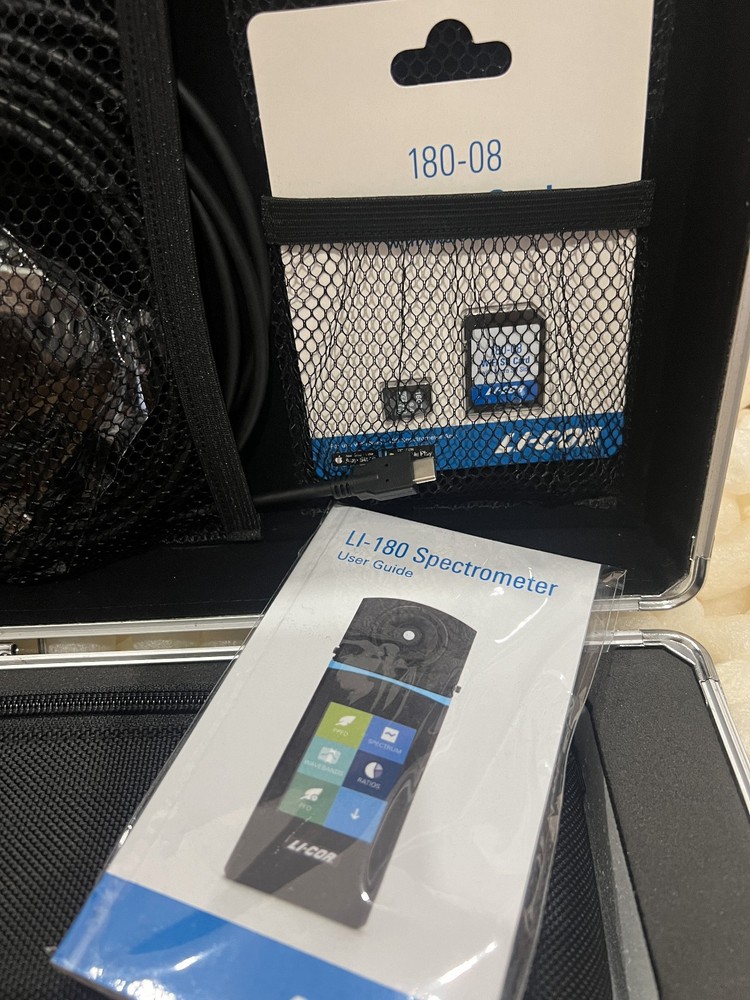 LI-COR LI-180 Spectrometer Light Meter PAR PPFD Analyzer w/ Case Kit