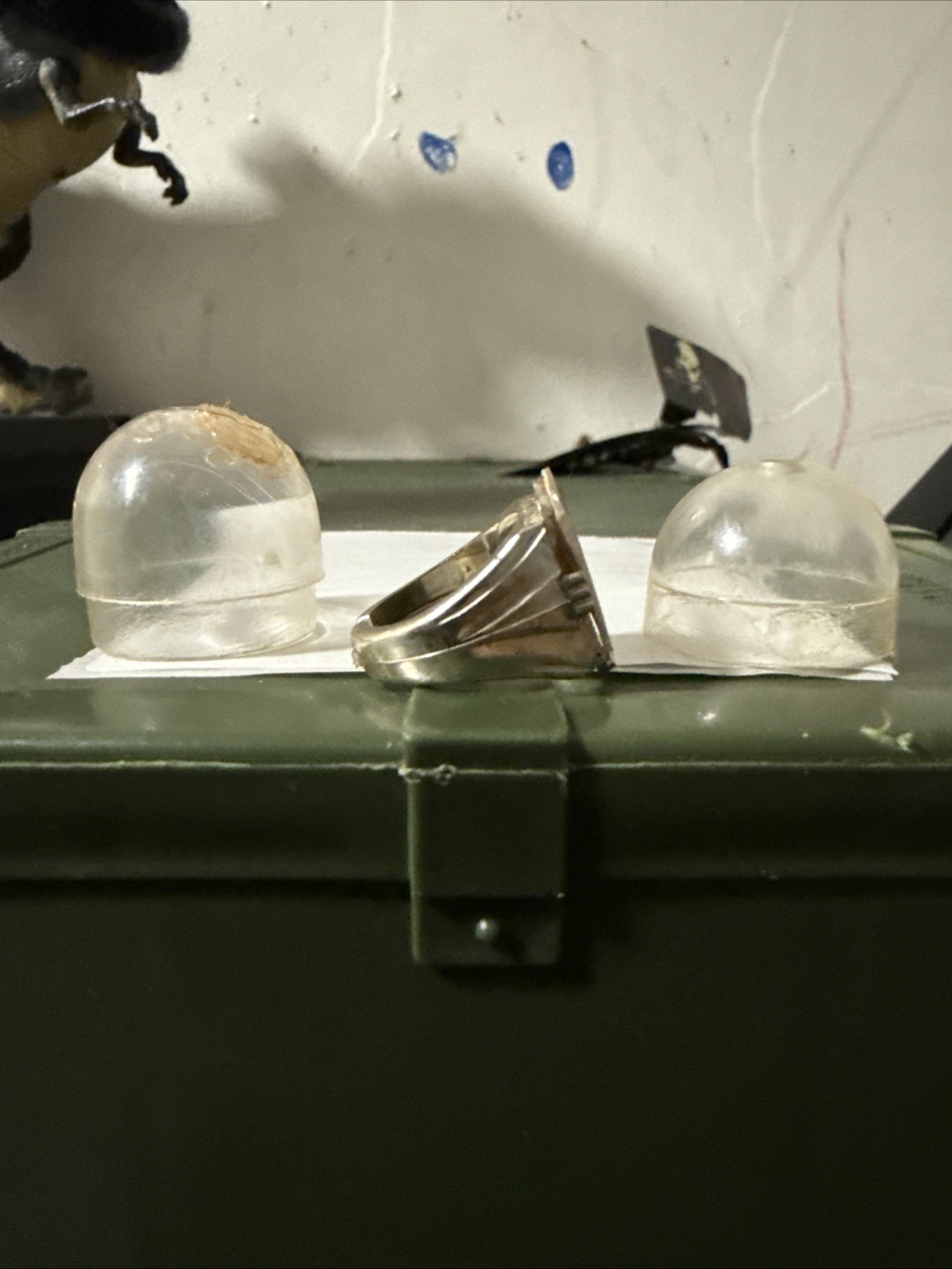 Vintage 1960's Vari-Vue Batman Robin Riddler Plastic Flicker Ring