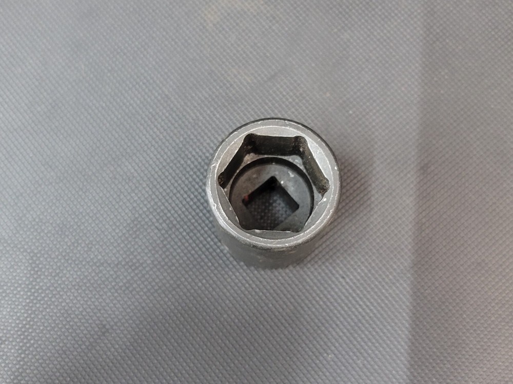 Snap on IML320 SAE 1" 6 point 1/2"D Impact Socket
