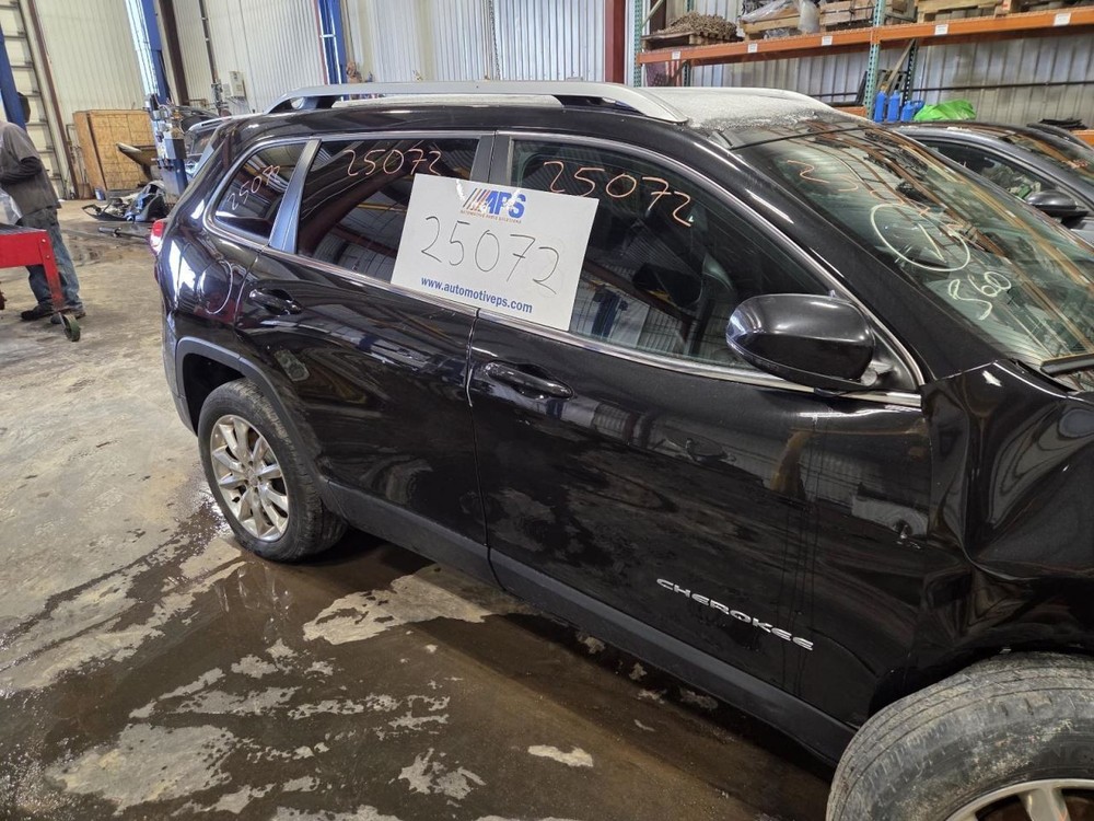 Camera/Projector Camera Front Behind Windshield Fits 14-18 CHEROKEE 1544135