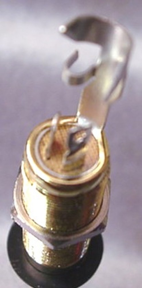 GOLD FLUSH MOUNT CYLINDER JACK FOR GUITAR