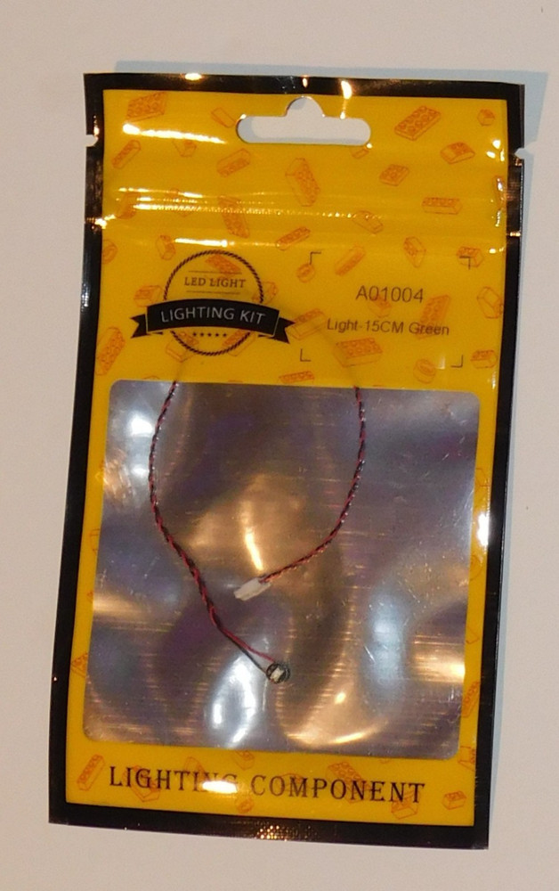 A0100  "Let's Light Up"  Brick World LED lighting  15CM GREEN  light component