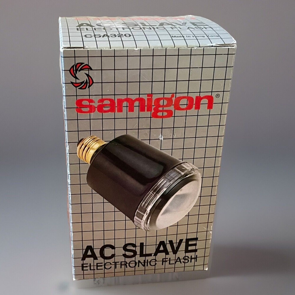 Samington AC MASTER Electronic Flash Fits Into Standard Socket NEW Old