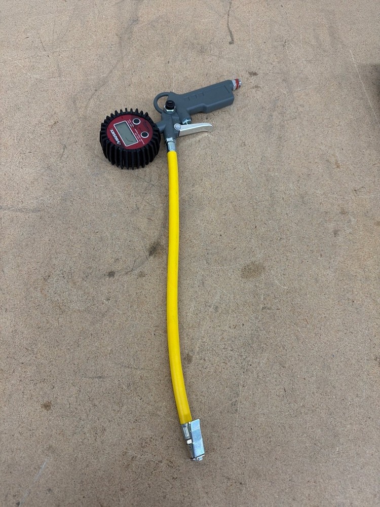 Husky Digital Inflator Gauge