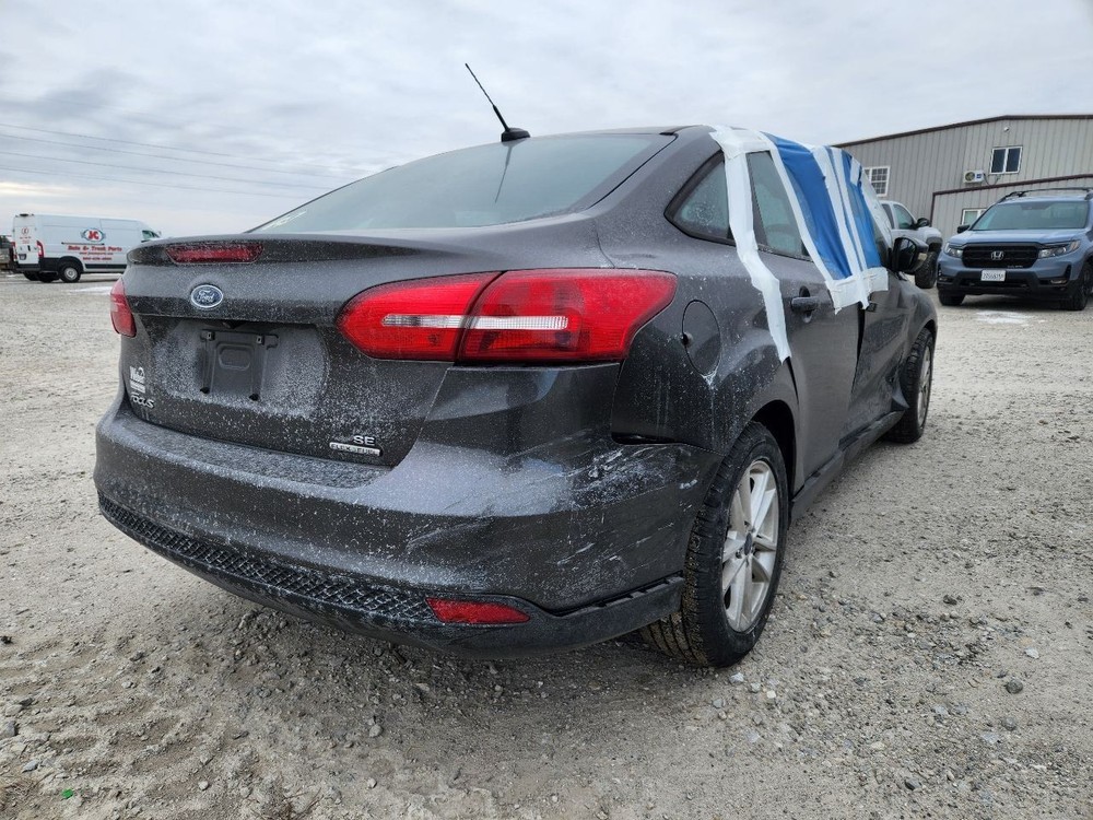 2015-2018 Ford Focus Front 4.2" Display Screen