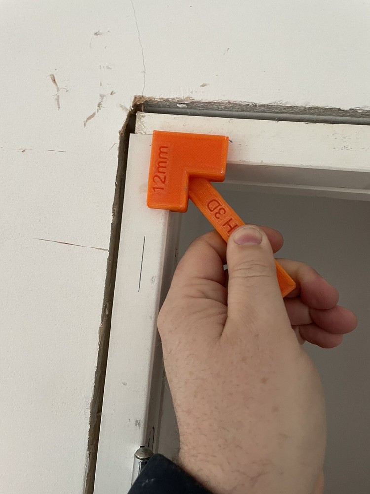 Quick And Accurate Architrave Measuring & Mounting Tool - 12mm Setback