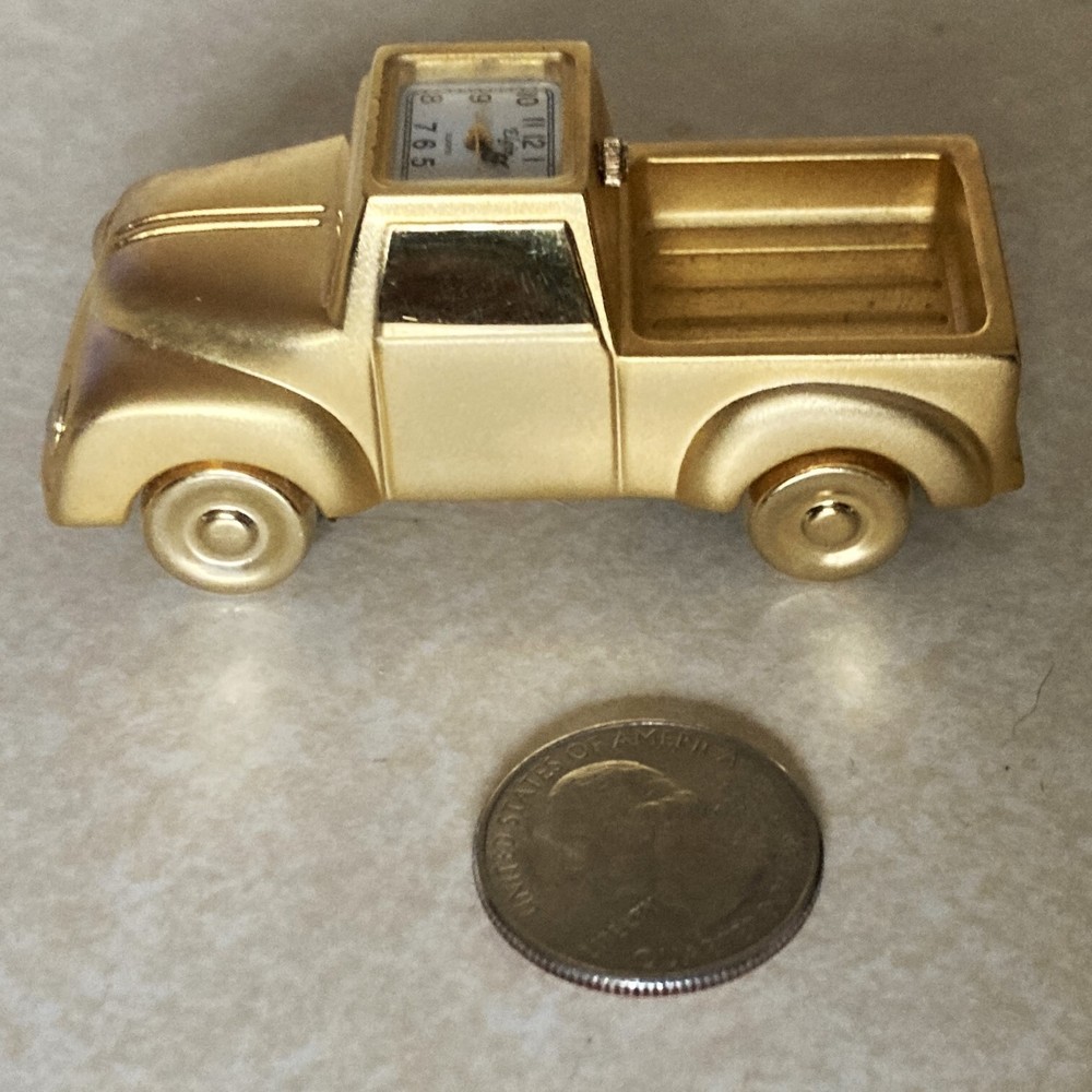Elgin Mini Quartz Clock Gold Truck needs battery
