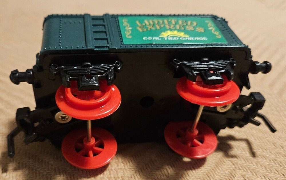 Train Set Continental Express BCP SKY2094 Tested Working