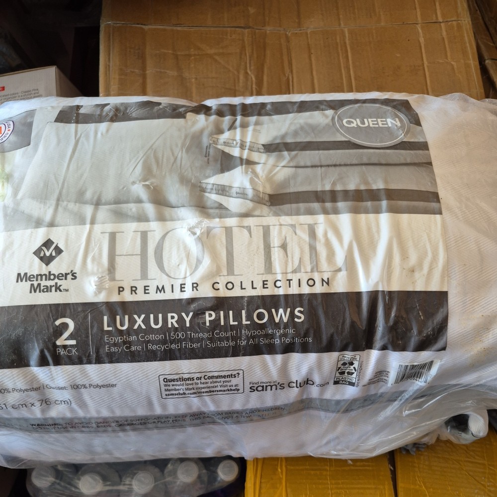 Member's Mark Hotel Premier Collection Queen Pillows (2 Pack)