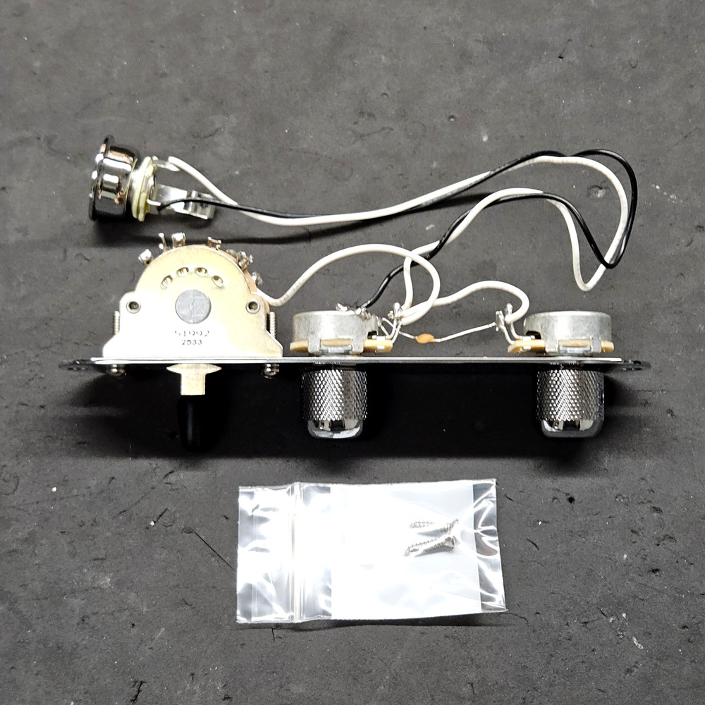 Fender Vintera II Nocaster Loaded Control Plate - 250K Pots Knobs & Switch Parts