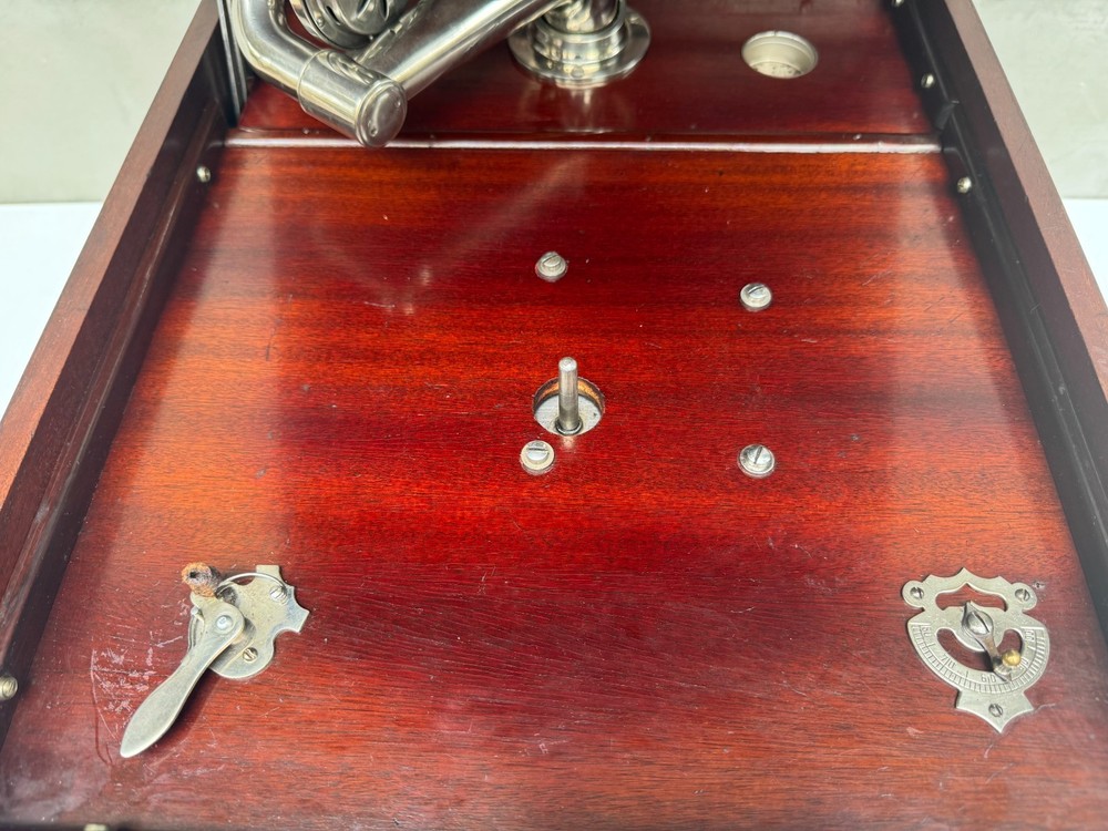 French Phonograph Gramophone Mahogany Tabletop 1920s
